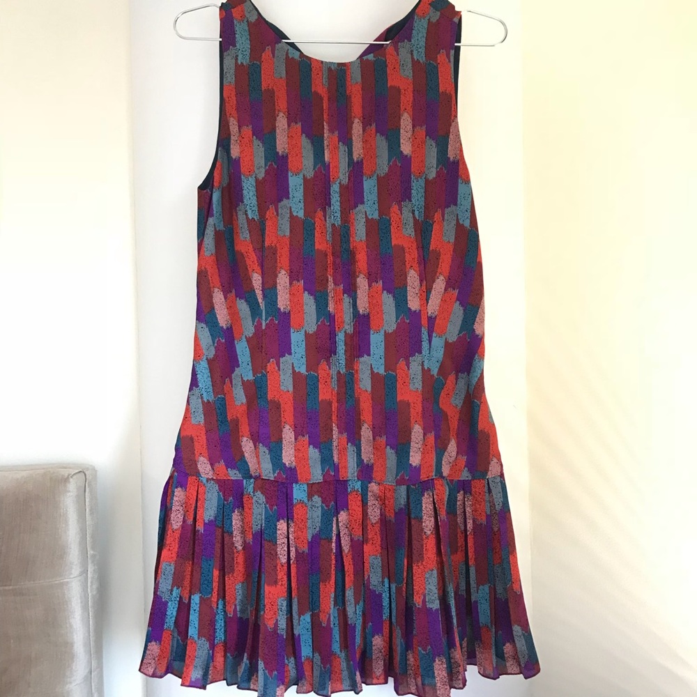 🧵NWOT Fossil Abstract Dropwaist Pleated Dress